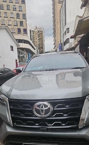 Toyota FORTUNER 2.4L (A)