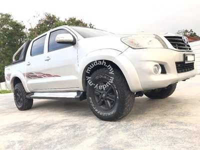 Toyota HILUX 3.0 TRD VNT(A)NEW FACELIFT/LUXURY SPE