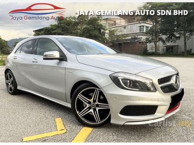 Used 2013 Mercedes-Benz A250 2.0 AMG Hatchback [ORI 23K KM][ONE OWNER][FREE 2 YEAR CAR WARRANTY][CAR KING] 13 - Cars for sale