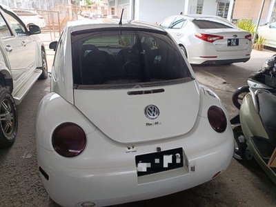 2000 Volkswagen BEETLE 2.0 (A)