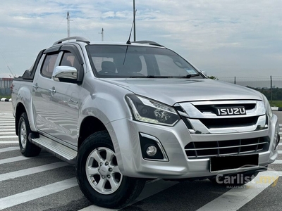 Used 2017 Isuzu D-Max 3.0 4X4 TIP TOP CONDITION / NOT OFF ROAD / HIGH LOAN / PERFECT CONDITION - Cars for sale
