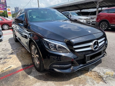 Used 2015 Mercedes-Benz C200 2.0 Avantgarde CKD 55K KM Full Service Record Free 2 Years Warranty - Cars for sale