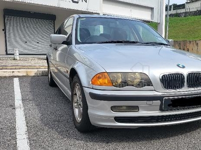 BMW 318i (CKD) 1.9 (A)