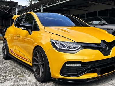 Renault CLIO RS 200 EDC 217WHP 1.6Turbo RS200