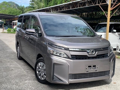 Toyota VOXY X 2.0 (A) 2019