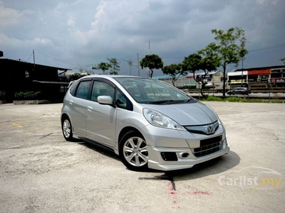 Used 2014 Honda Jazz 1.3 Hybrid Hatchback TIP TOP CONDITION - Cars for sale