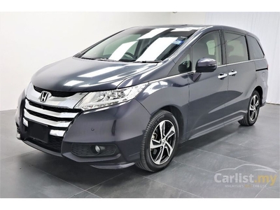 Used 2014 Honda ODYSSEY 2.4 / 109k mileage / 1 Year Warranty / 1 Owner / New Car Paint - Cars for sale