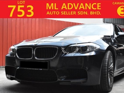 BMW M5 4.4 CBU TipTOP LikeNEW (LOAN KEDAI)