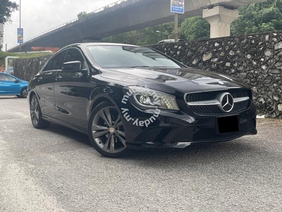Mercedes Benz CLA180 1.6 AMG (A) PANORAMIC