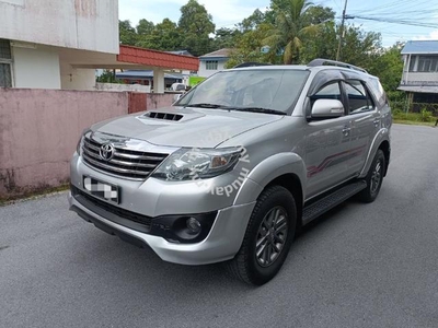 Toyota FORTUNER 2.5G TRD (A)