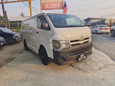Toyota HIACE 2.5 FACELIFT (M) 1 OWNER TIP TOP COND