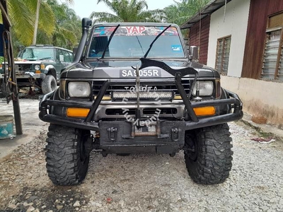 Toyota LANDCRUISER 2.5 II (M)