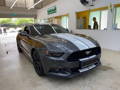 Ford MUSTANG 2.3 ECOBOOST CONVERTIBLE (A)