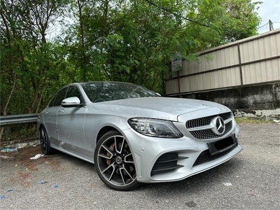 Mercedes Benz C300 AMG LINE 2.0L (A)