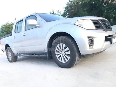 Nissan NAVARA 2.5 LE 4WD(A)LEATHER SEAT/NEW MODEL