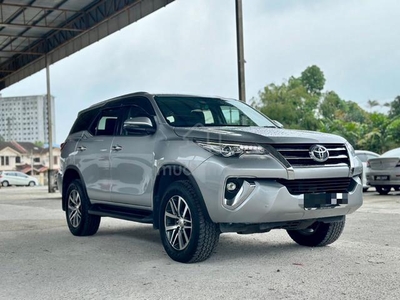 Toyota FORTUNER 2.7 SRZ (A)CARKING CONDITION