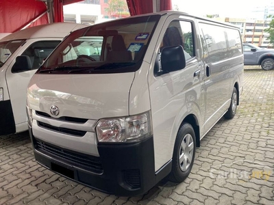 Used 2016 Toyota Hiace 2.5 Panel Van - Cars for sale