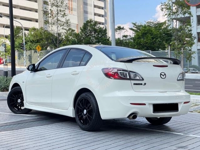 Mazda 3 1.6 SPORT (A) B/LIST WELCOME
