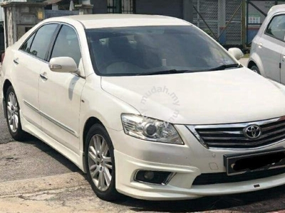 TOYOTA CAMRY 2.4 - Pearl White