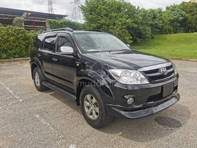 Toyota FORTUNER 2.7 V (A) GOOD CONDITION CASH ONLY