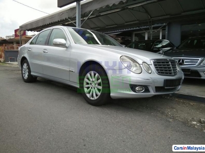 2008 Mercedes-Benz E200K - Well Maintained