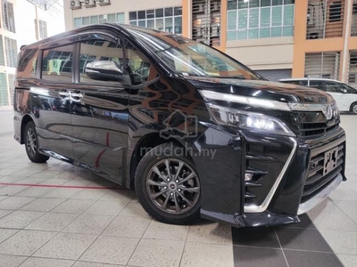 UNREG 2019YR Toyota VOXY 2.0 ZS KIRAMEKI 2 FuLOAN