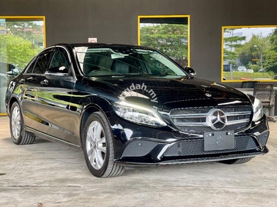 Recon 2019 Mercedes Benz C200 1.5 AVANTGARDE (A)