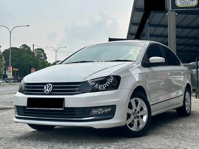 Volkswagen VENTO COMFORTLINE 1.6L (A)