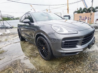Porsche Cayenne 3.0 V6 coupe local used 2022