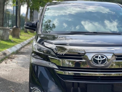 Toyota VELLFIRE 2.5 ZG LOCAL CBU UNIT TOYOTA