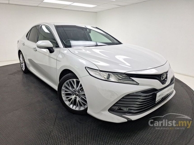 Used 2021 Toyota Camry 2.5 V Sedan - PREMIUM SELECTION - Cars for sale