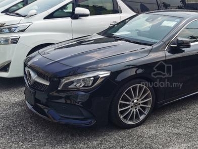 Mercedes Benz CLA180 1.6 AMG/PANORAMA ROOF )