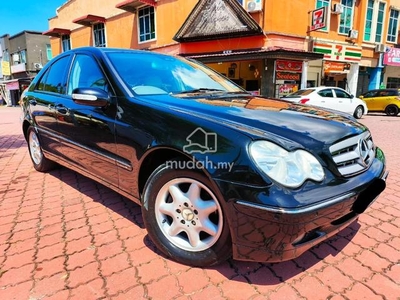 Mercedes Benz C200 2.0 (A)