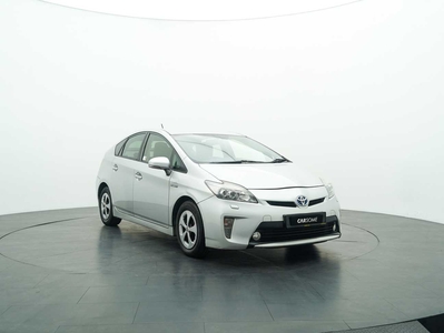 Buy used 2013 Toyota Prius Hybrid Luxury 1.8