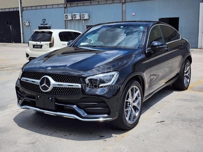 Mercedes Benz GLC300 4MATIC AMG 2.0 COUPE !!