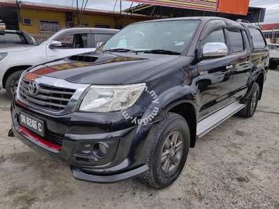 Toyota HILUX 3.0 (A) FULL0AN CARRYBOY