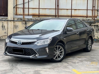 Used 2017 Toyota Camry 2.5 Hybrid Luxury Sedan/Low Mileage/Warranty/Accident Free - Cars for sale
