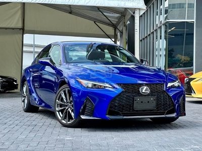 Lexus IS300 F-SPORT 7k km only! Special Color