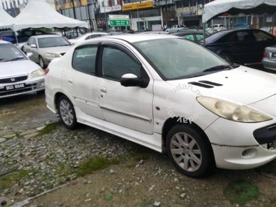 Peugeot 207 1.6 (A)