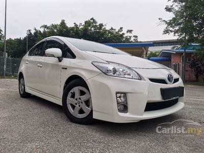 Used 2011 Toyota Prius 1.8 Hybrid Hatchback Keyless Push Start, Reverse Camera, HUD Meter, Power Mode, Fuel Save Petro, Car king Tip-Top condition - Cars for sale