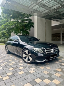 Mercedes Benz E250 For Rental