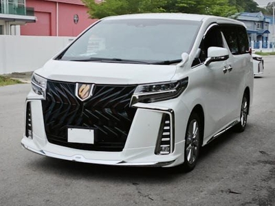 Toyota Alphard 2.5s type Gold (7 seaters)