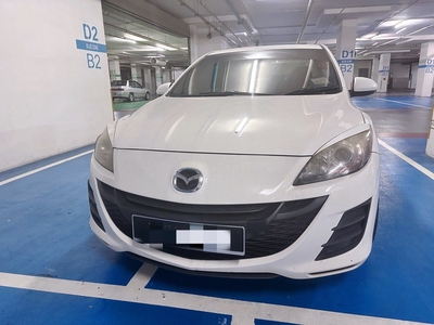 Used Car Mazda 3 Sedan White for Sell