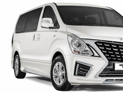 11-Seater Hyundai Starex Van - Ideal for Group Travel and Family Trips [Kuala Lumpur Rent Sewa]