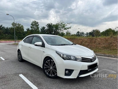 Used 2015 Toyota Corolla Altis 2.0 V Sedan - Cars for sale