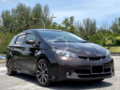 Toyota WISH 1.8 S (A) PADDLE SHIFT FULL SPEC