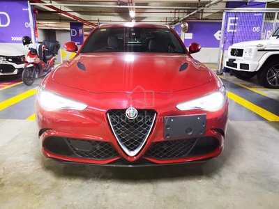 Alfa Romeo GIULIA 2.0 (A) FULL SPEC