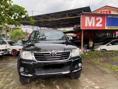Toyota HILUX 2.5 G FACELIFT (A) 4x4