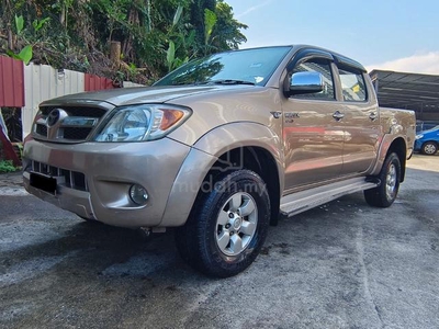 Toyota HILUX 2.5 G (M) Cheapest in town