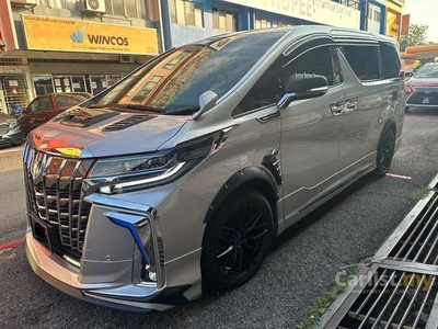 Used 2016/2019 Toyota Alphard 2.5 G X MPV Converted New Facelift 3 Led 1 Careful owner Sunroof Alpine Device with Roof monitor 2 Years Warranty - Cars for sale
